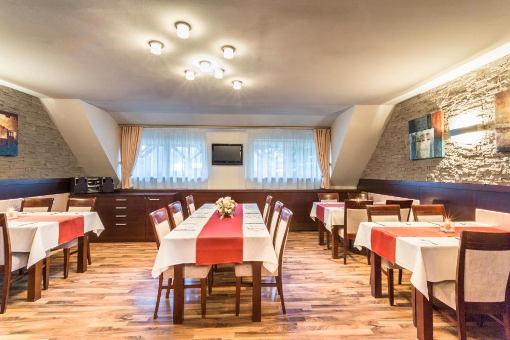 西伯克斯酒店 Štrba 外观 照片
